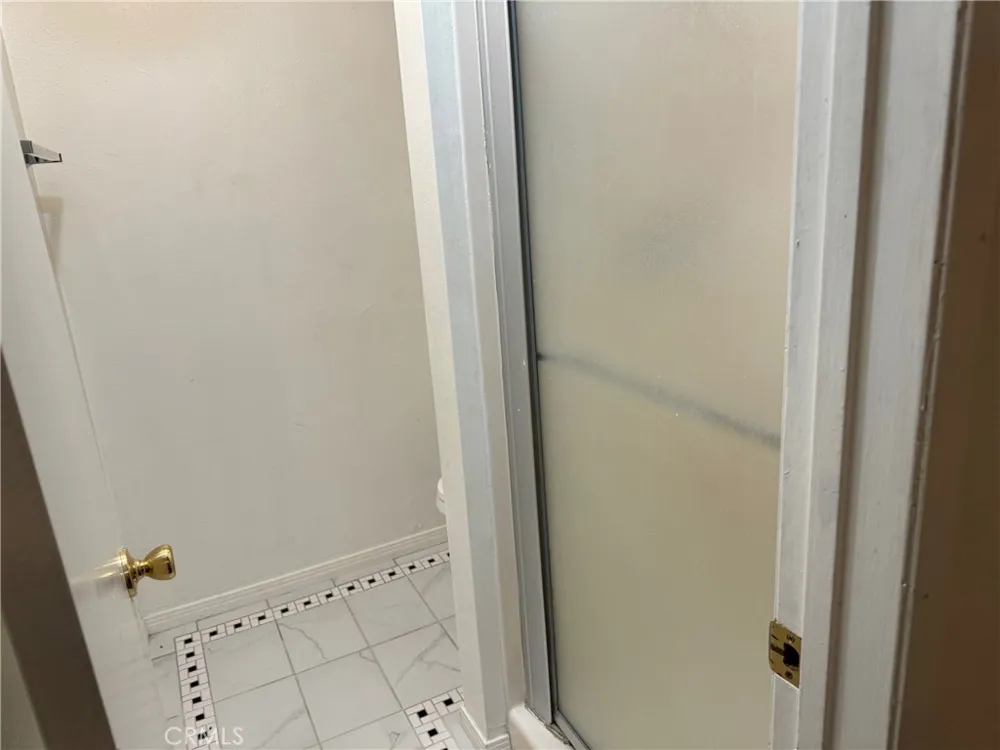 5460 White Oak Encino, CA 91316