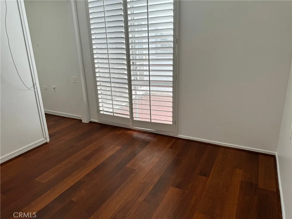 5460 White Oak Encino, CA 91316