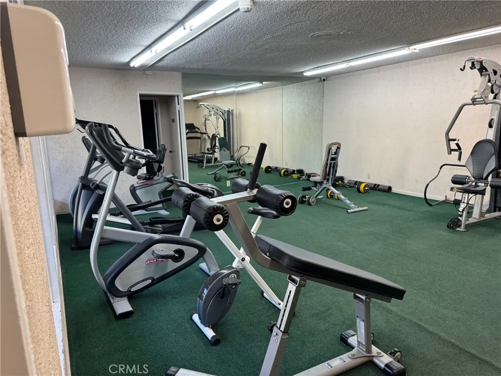 5460 White Oak Encino, CA 91316