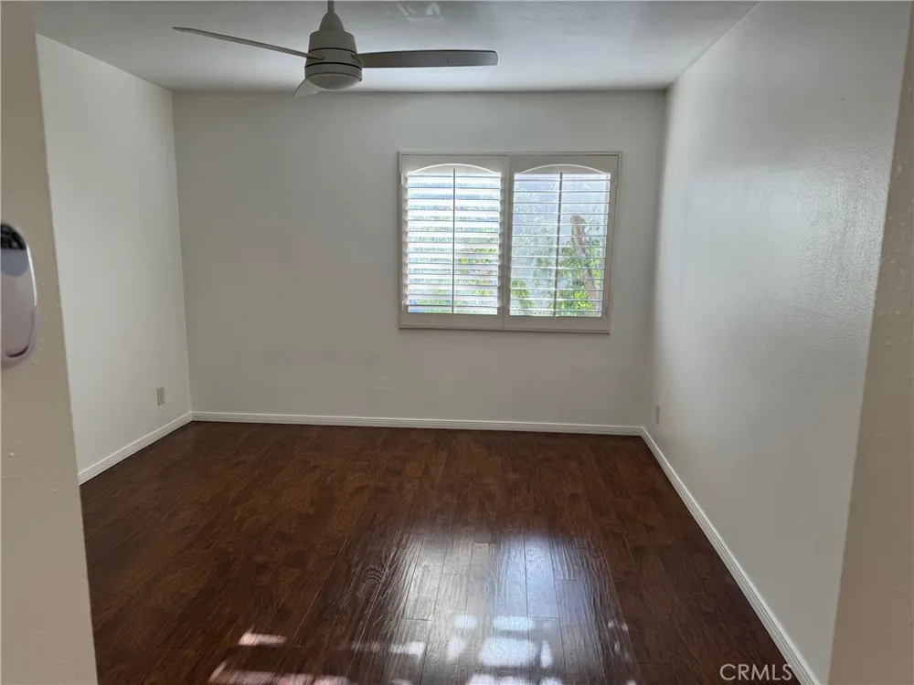 5460 White Oak Encino, CA 91316