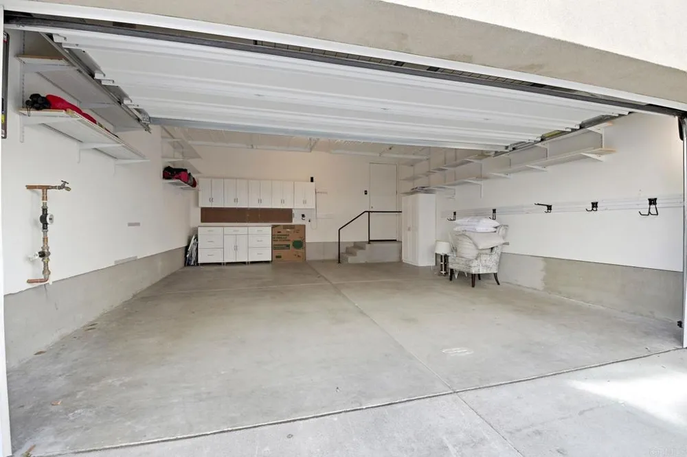 6042 Colt Place #303 Carlsbad, CA 92009