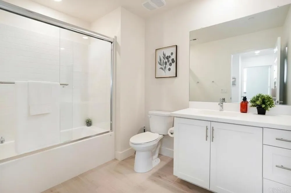 6042 Colt Place #303 Carlsbad, CA 92009