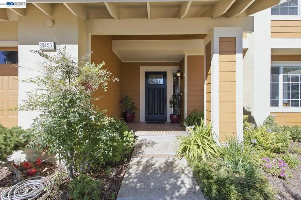 33455 Caliban Dr Fremont, CA 94555