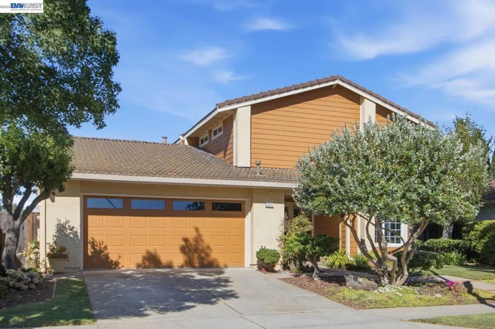 33455 Caliban Dr Fremont, CA 94555