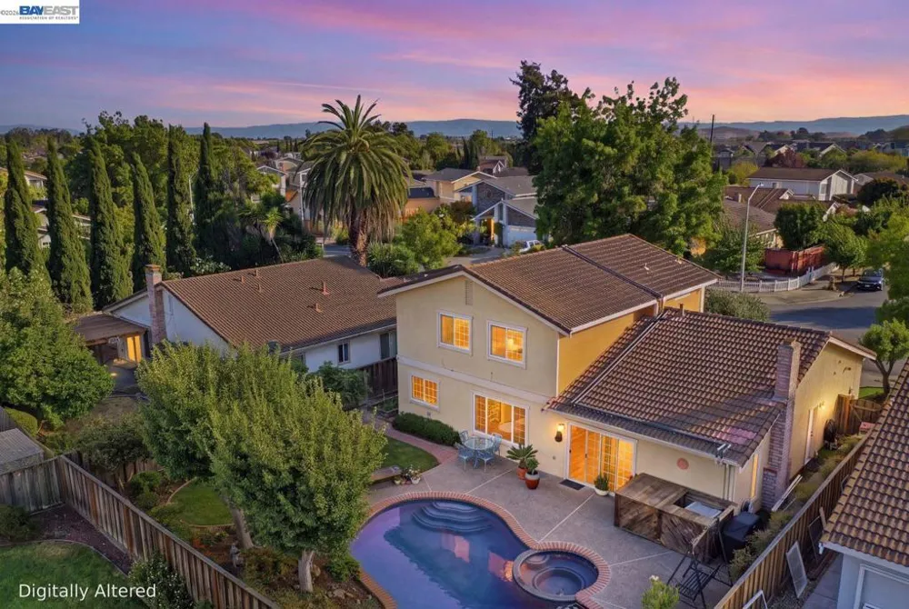 33455 Caliban Dr Fremont, CA 94555
