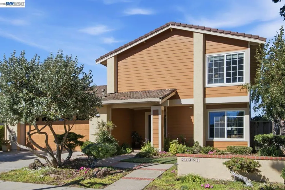 33455 Caliban Dr Fremont, CA 94555