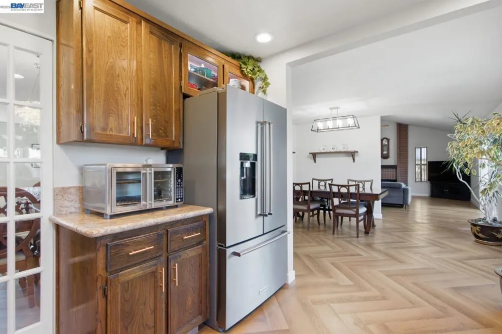 33455 Caliban Dr Fremont, CA 94555