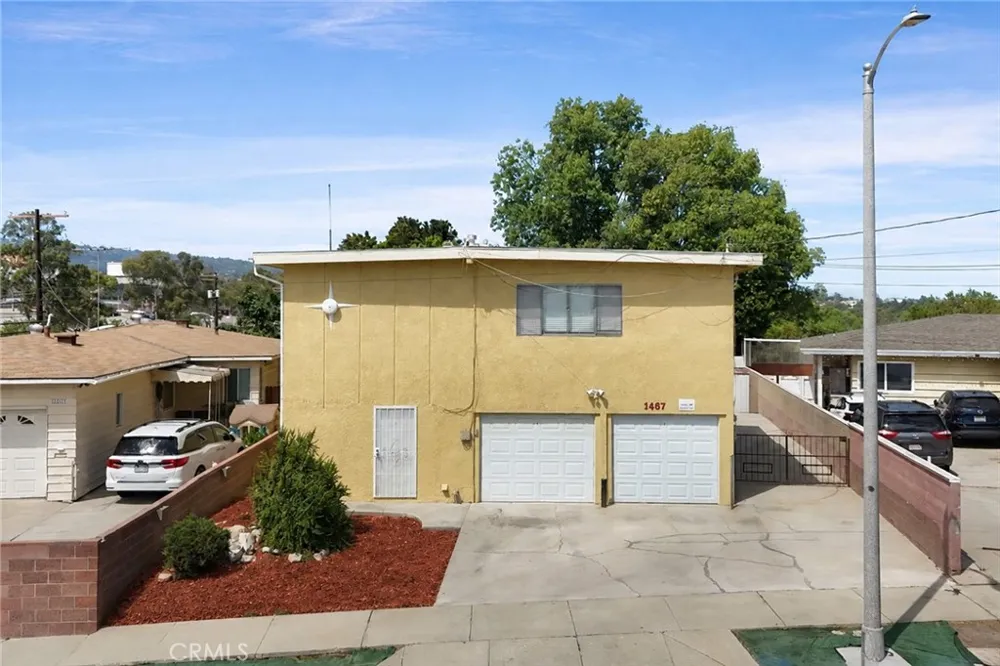 1467 W I STREET Wilmington, CA 90744