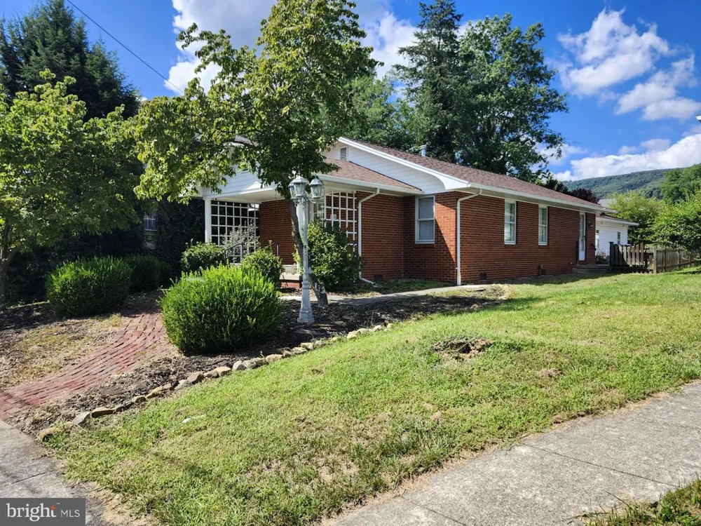 166 S A STREET Keyser, WV 26726