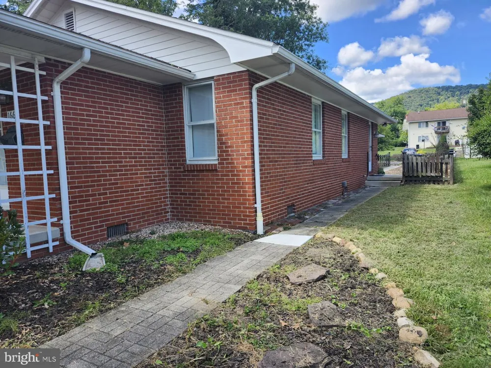 166 S A STREET Keyser, WV 26726