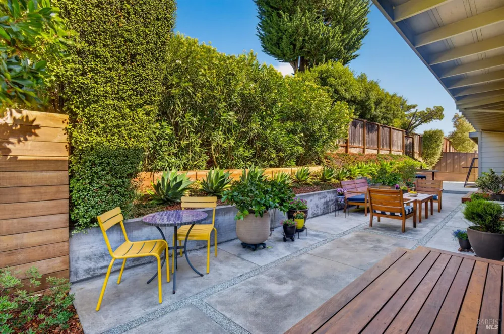 529 Virginia Drive Tiburon, CA 94920