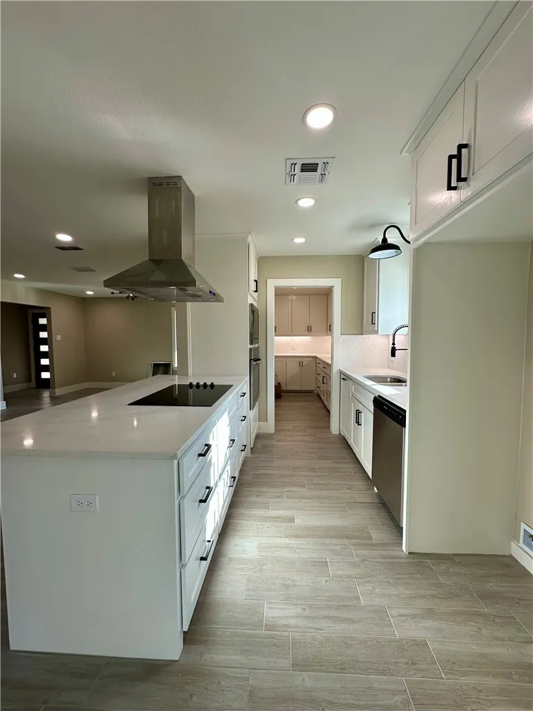 4726 Champions Drive Corpus Christi, TX 78413