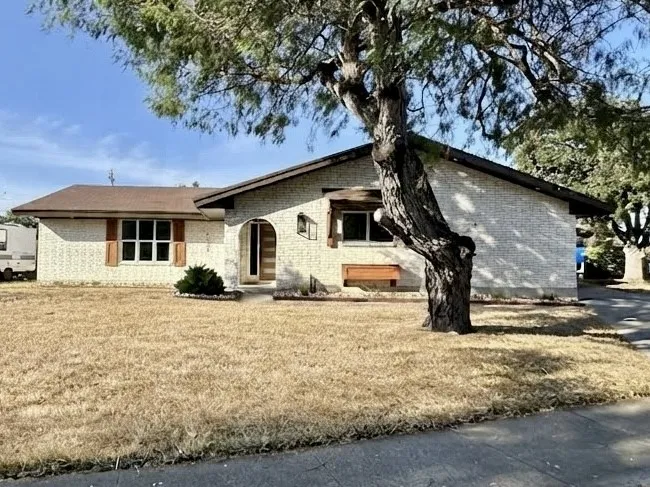 4726 Champions Drive Corpus Christi, TX 78413