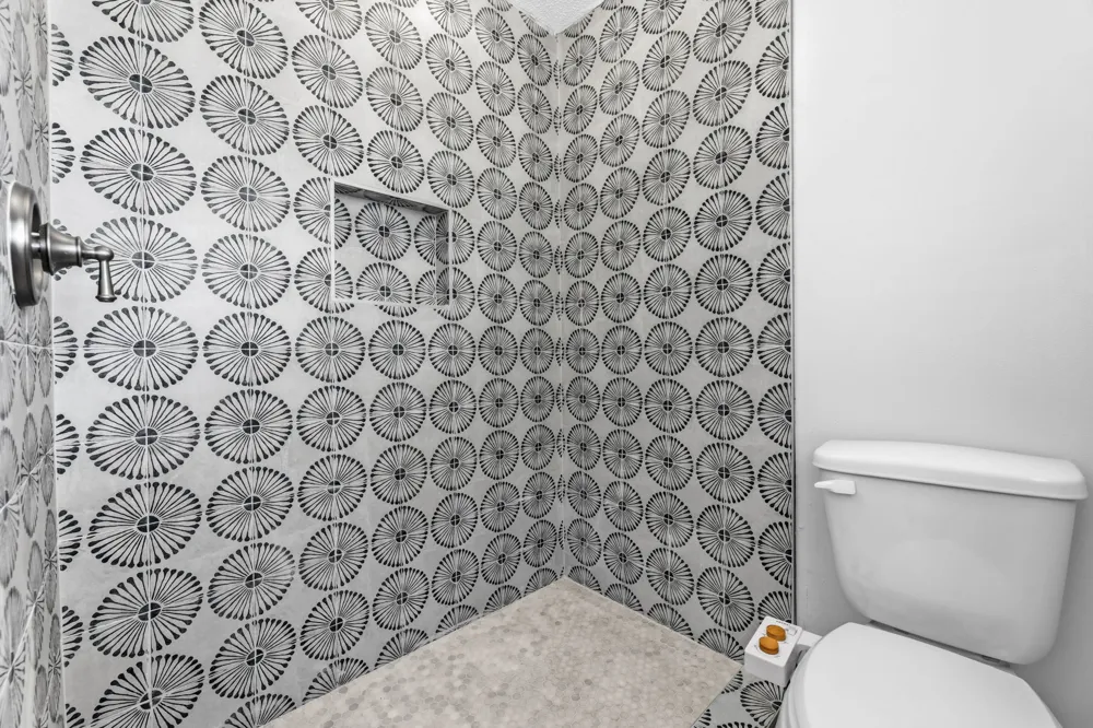 2401 Lasso Drive Round Rock, TX 78681