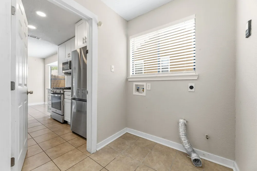 2401 Lasso Drive Round Rock, TX 78681