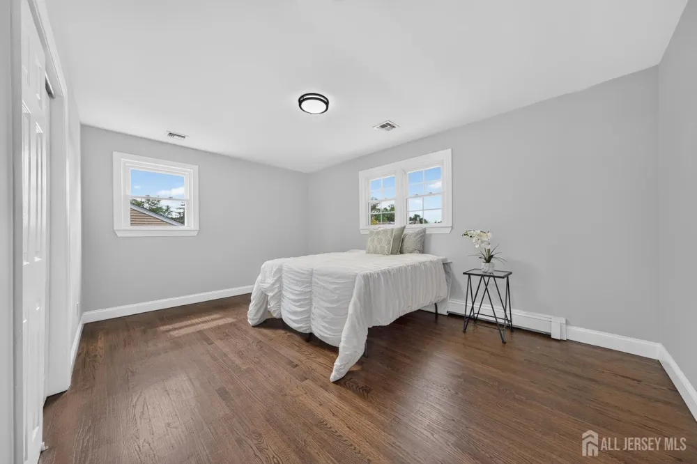 173 Howe Place Piscataway, NJ 08854