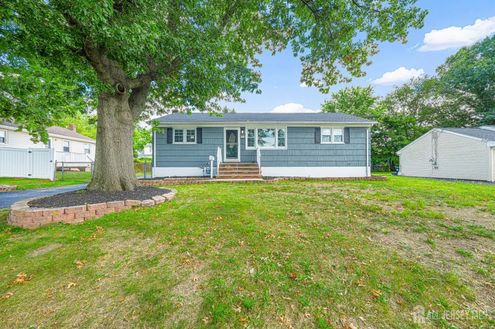 173 Howe Place Piscataway, NJ 08854