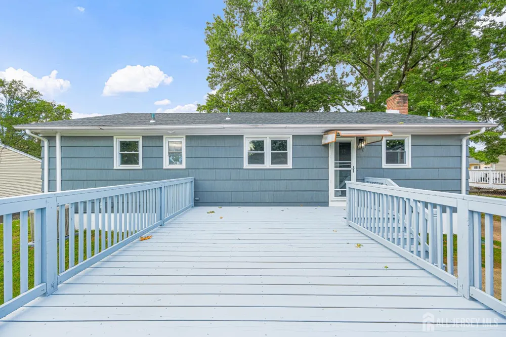 173 Howe Place Piscataway, NJ 08854