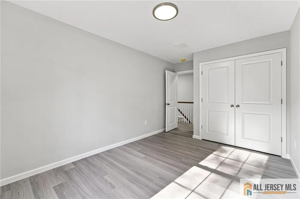 146 Hillside Avenue Piscataway, NJ 08854