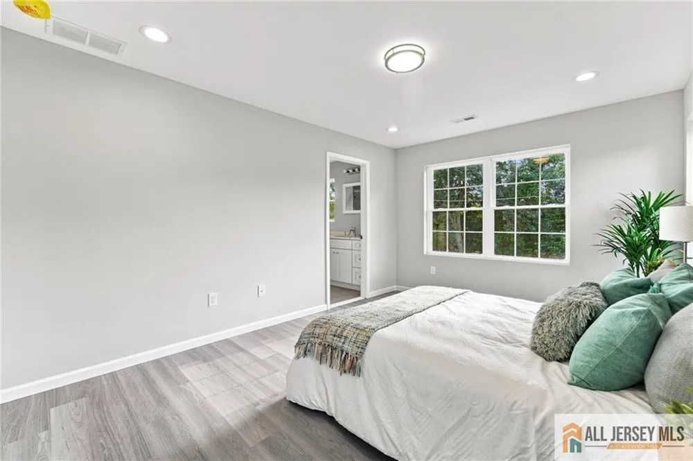 146 Hillside Avenue Piscataway, NJ 08854