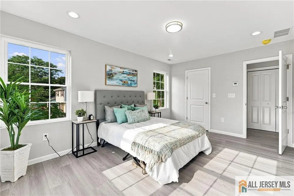 146 Hillside Avenue Piscataway, NJ 08854