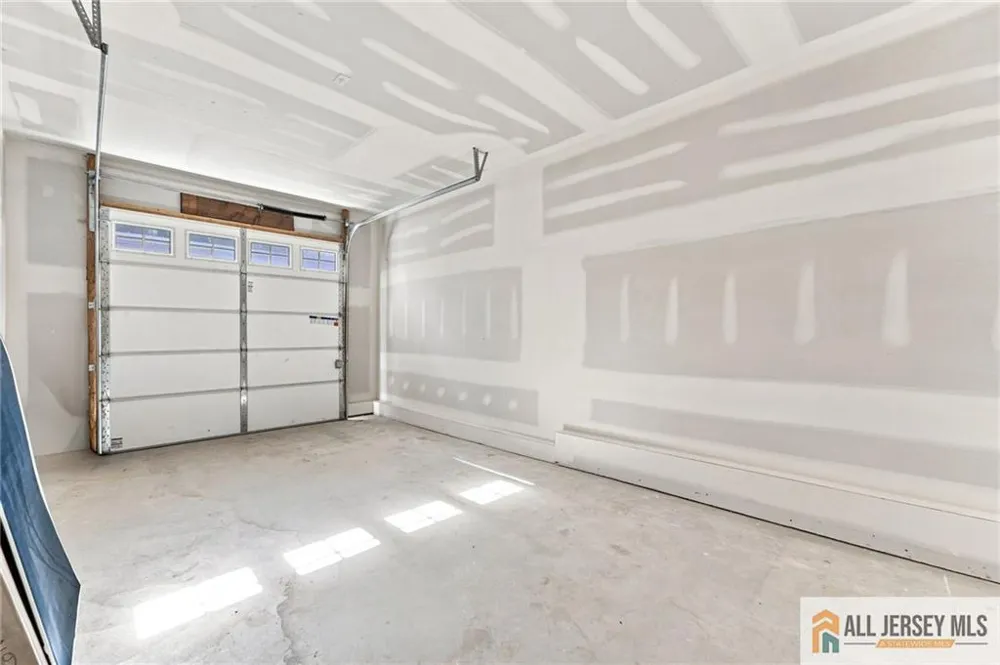 146 Hillside Avenue Piscataway, NJ 08854
