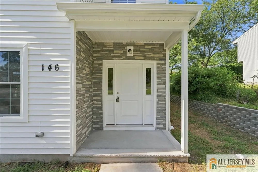 146 Hillside Avenue Piscataway, NJ 08854
