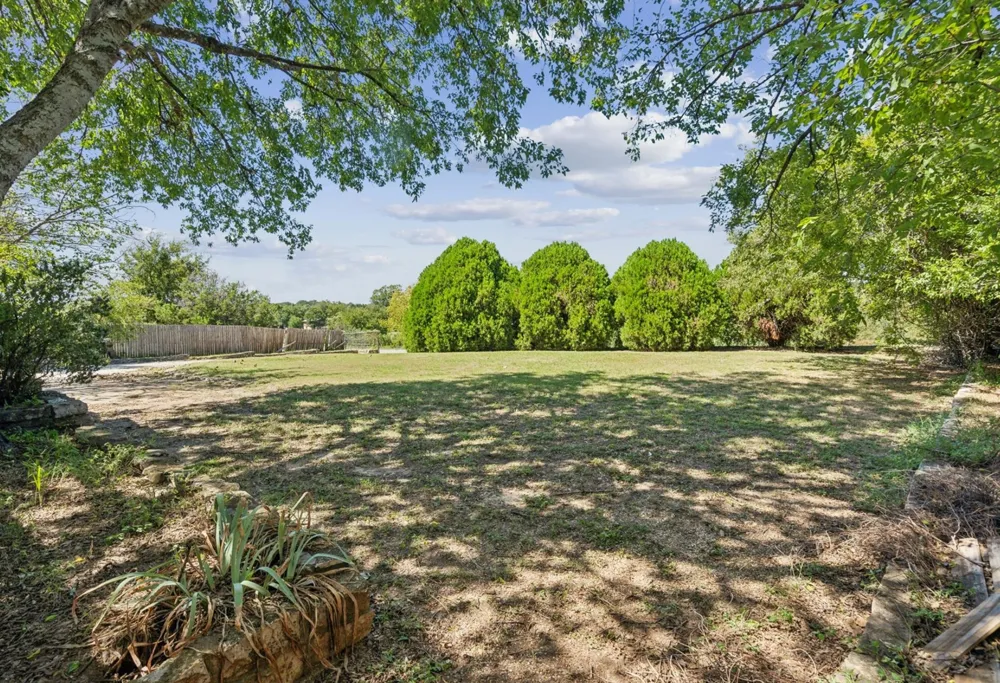 157 Business Boulevard Granbury, TX 76049