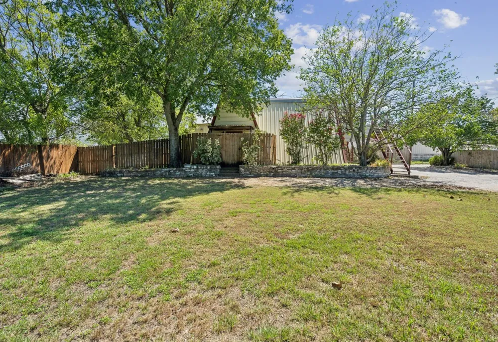 157 Business Boulevard Granbury, TX 76049