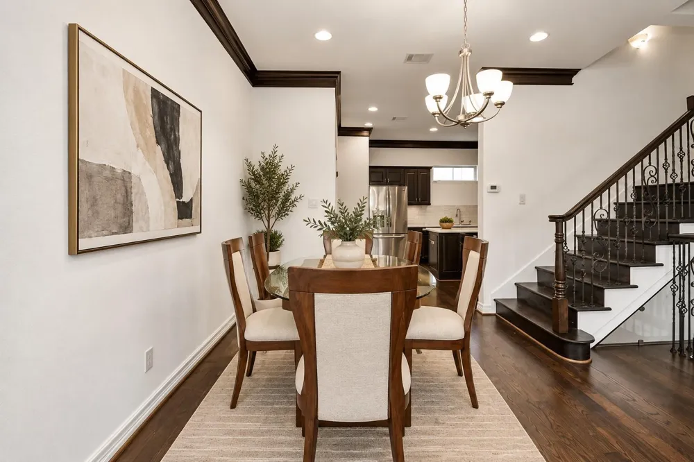 146 Carson Court Houston, TX 77004