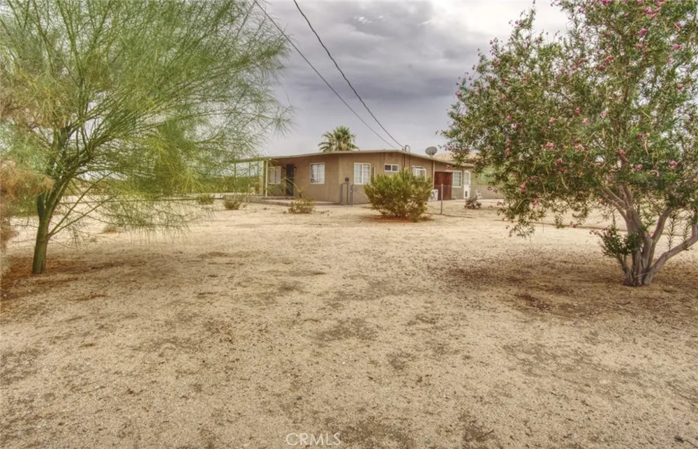 74885 Amboy Road 29 Palms, CA 92277