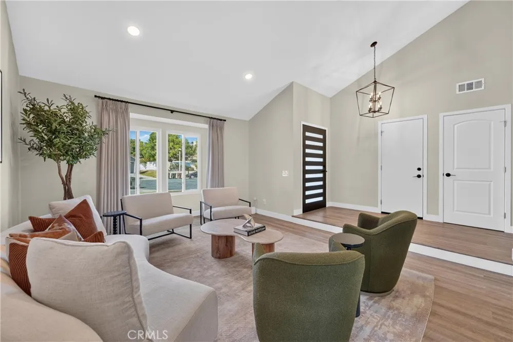 24604 Via Vallarta Yorba Linda, CA 92887