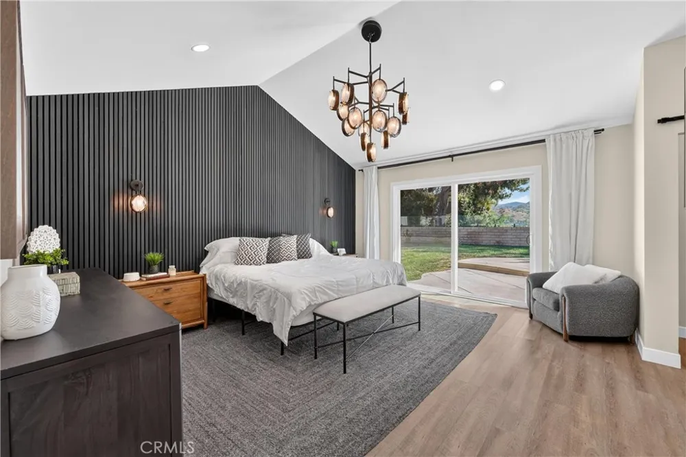 24604 Via Vallarta Yorba Linda, CA 92887