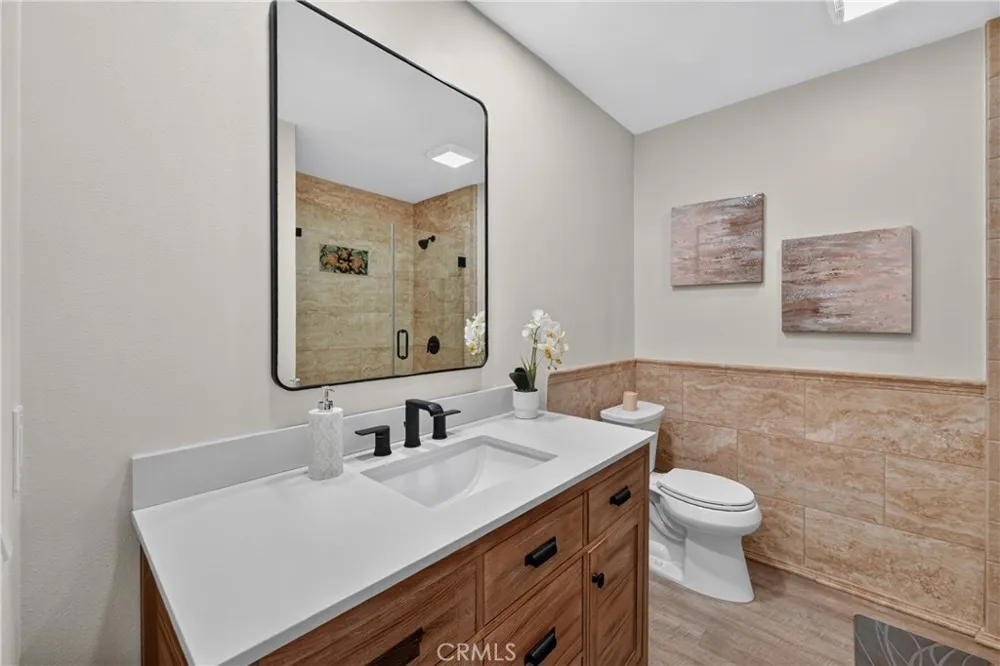 24604 Via Vallarta Yorba Linda, CA 92887