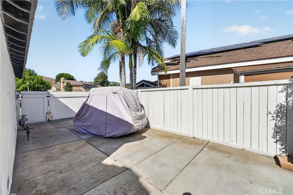24604 Via Vallarta Yorba Linda, CA 92887