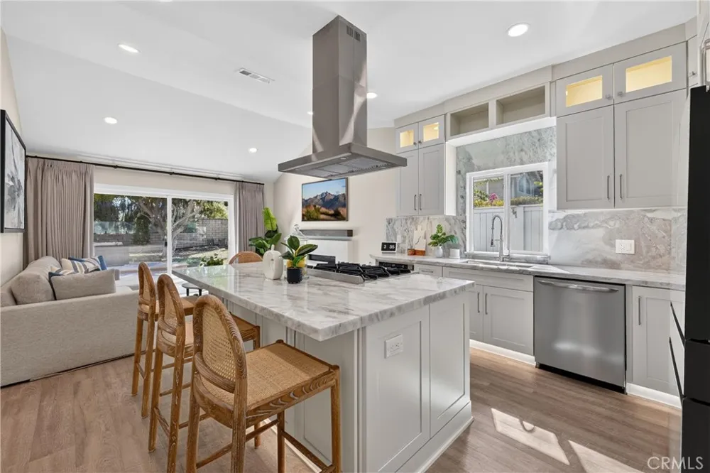 24604 Via Vallarta Yorba Linda, CA 92887