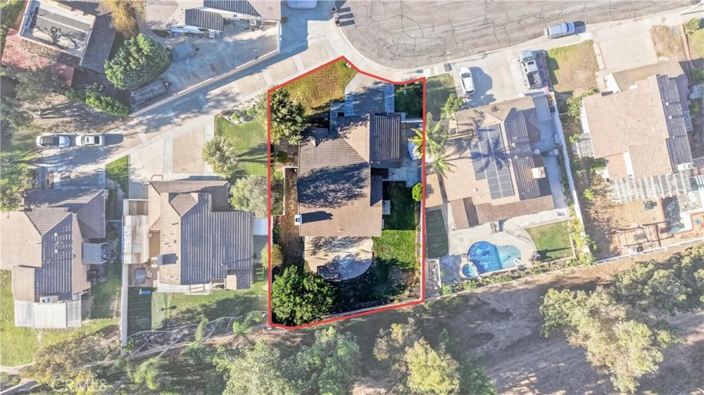 24604 Via Vallarta Yorba Linda, CA 92887