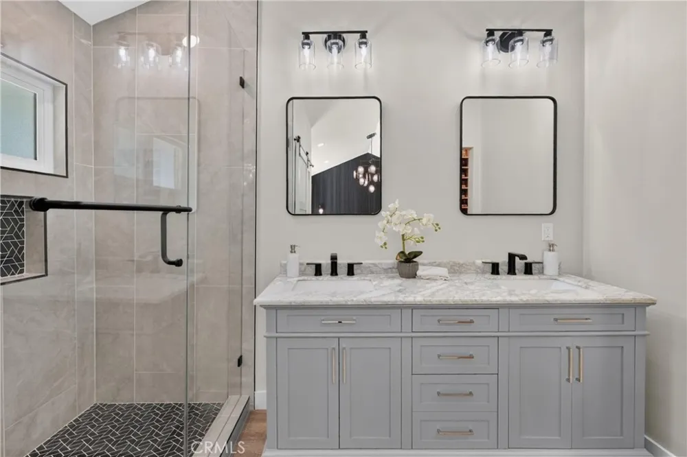 24604 Via Vallarta Yorba Linda, CA 92887