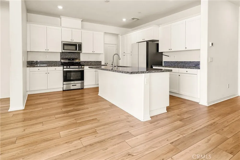 29752 Wolf Glen Court Winchester, CA 92596