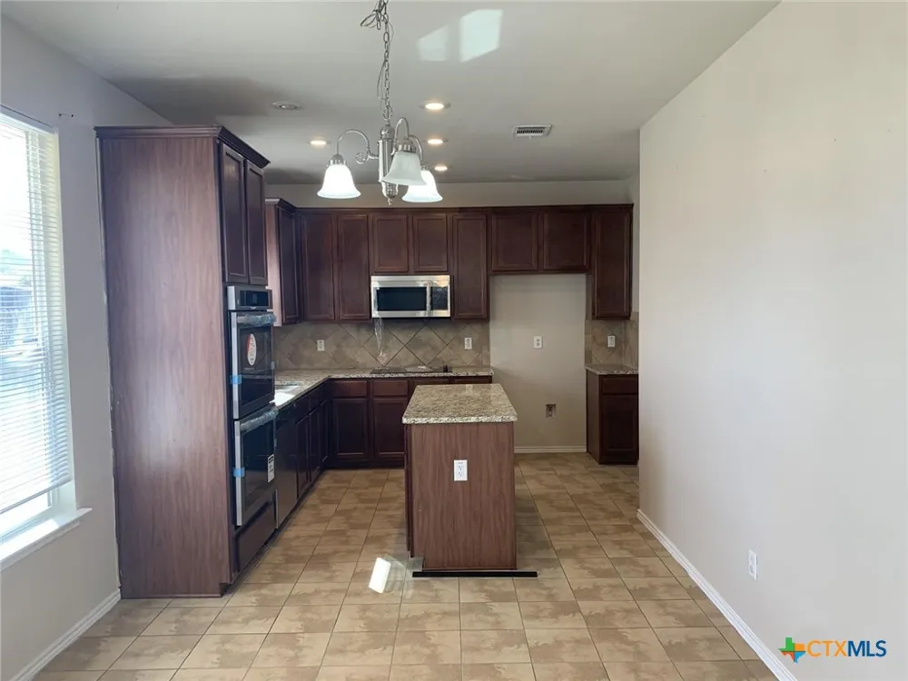 5506 Bridgewood Drive Killeen, TX 76549