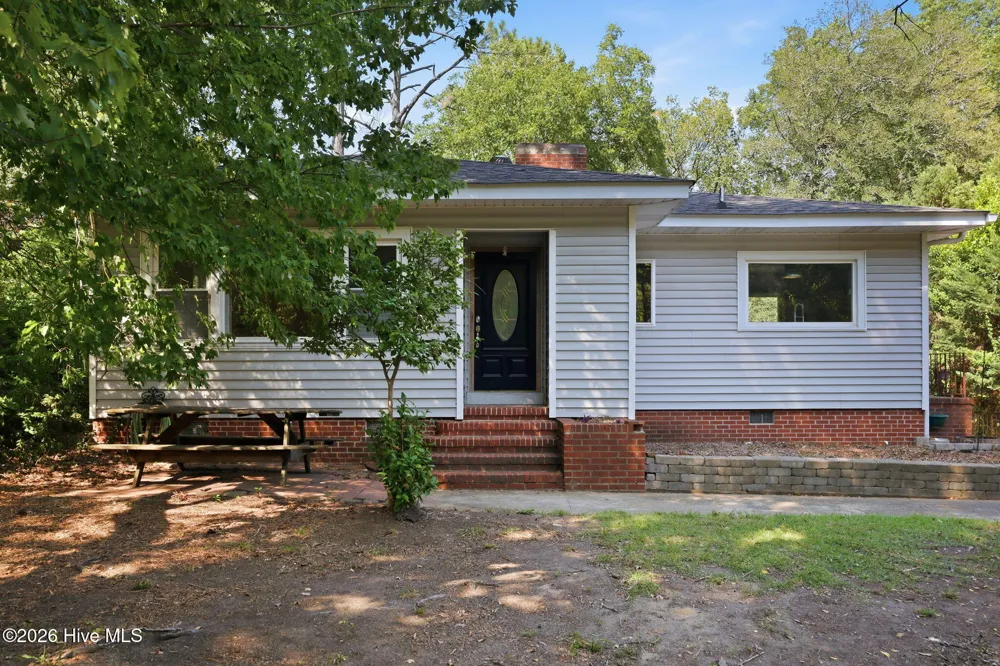 2503 E 5th Street Greenville, NC 27858