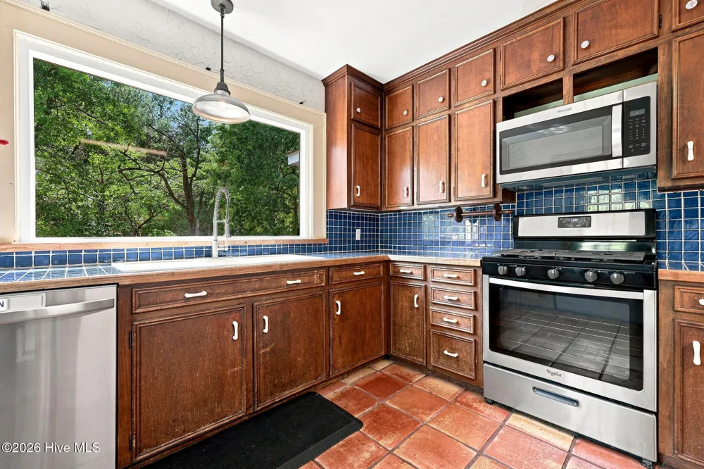 2503 E 5th Street Greenville, NC 27858
