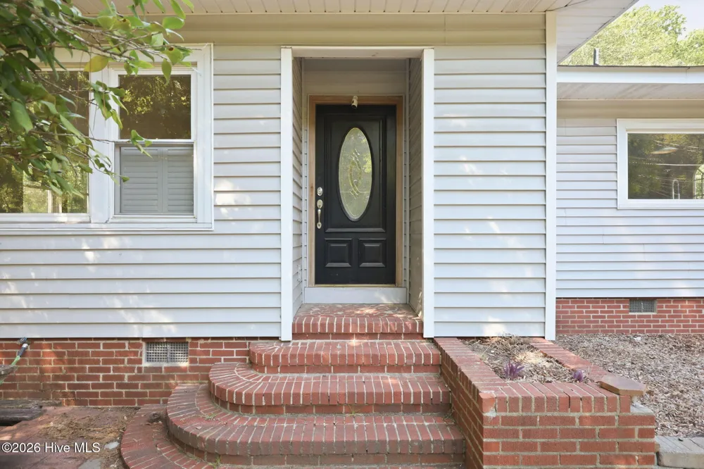 2503 E 5th Street Greenville, NC 27858