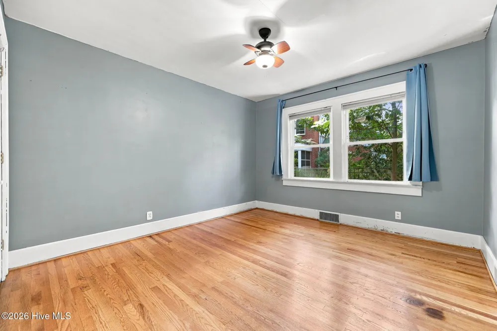 2503 E 5th Street Greenville, NC 27858