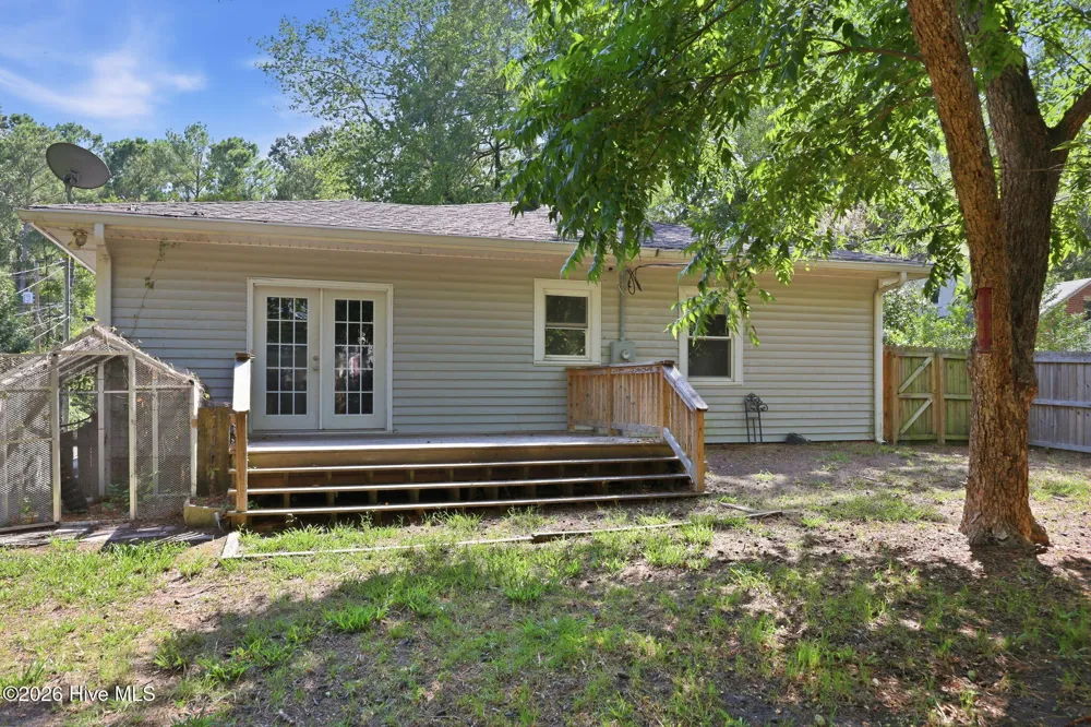 2503 E 5th Street Greenville, NC 27858