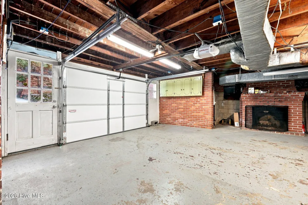 2503 E 5th Street Greenville, NC 27858