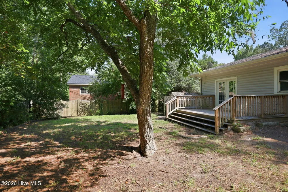 2503 E 5th Street Greenville, NC 27858