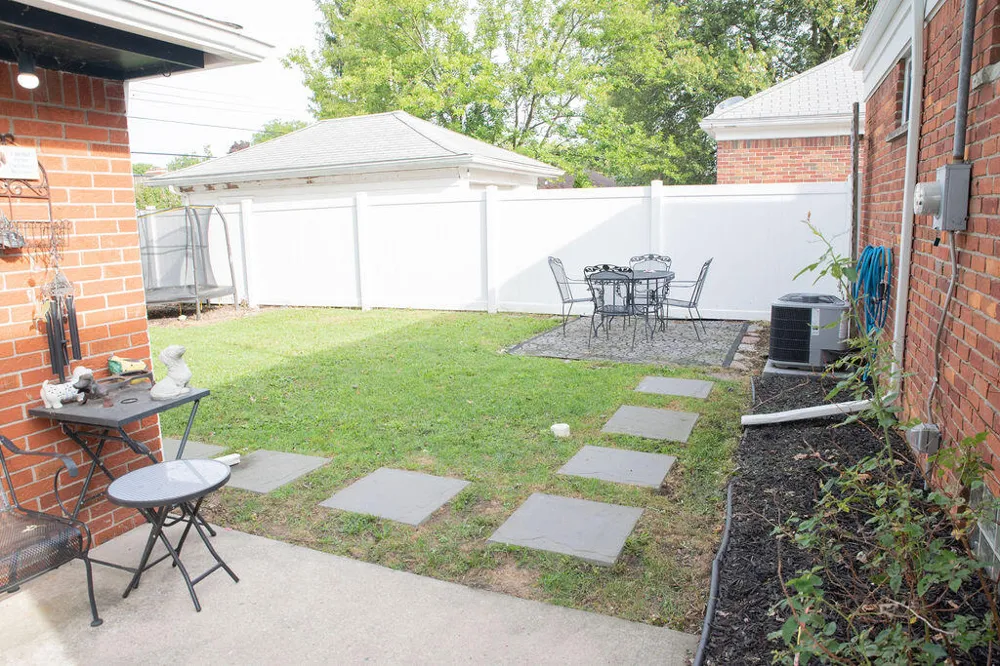 3310 Birchwood Street Trenton, MI 48183