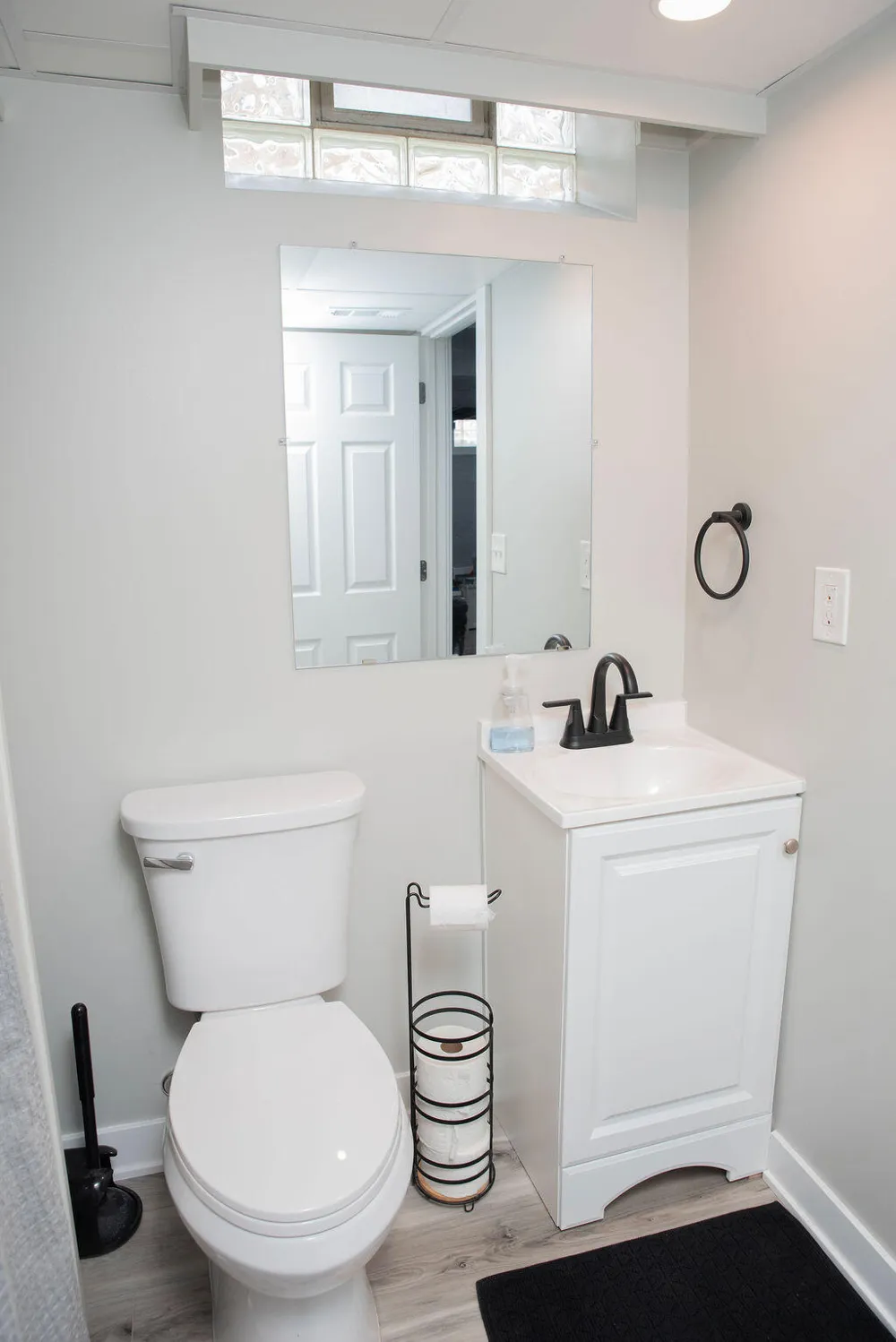 3310 Birchwood Street Trenton, MI 48183