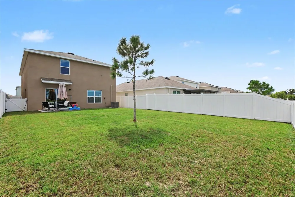 498 OLIVE CONCH STREET Ruskin, FL 33570